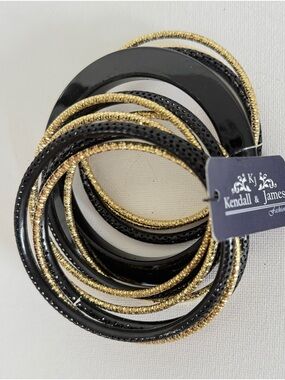 Kendall & James Black and Gold Stackable Bangle Bracelet Set
